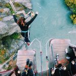 दस आकर्षक तथ्य आपको एड्रेनालाईन के बारे में पता होना चाहिए