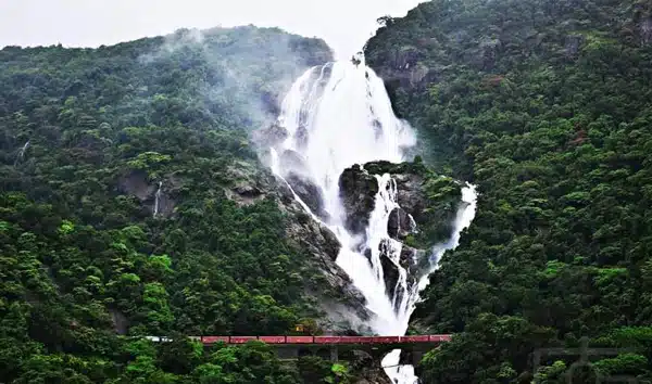 Dudhsagar Falls.jpg